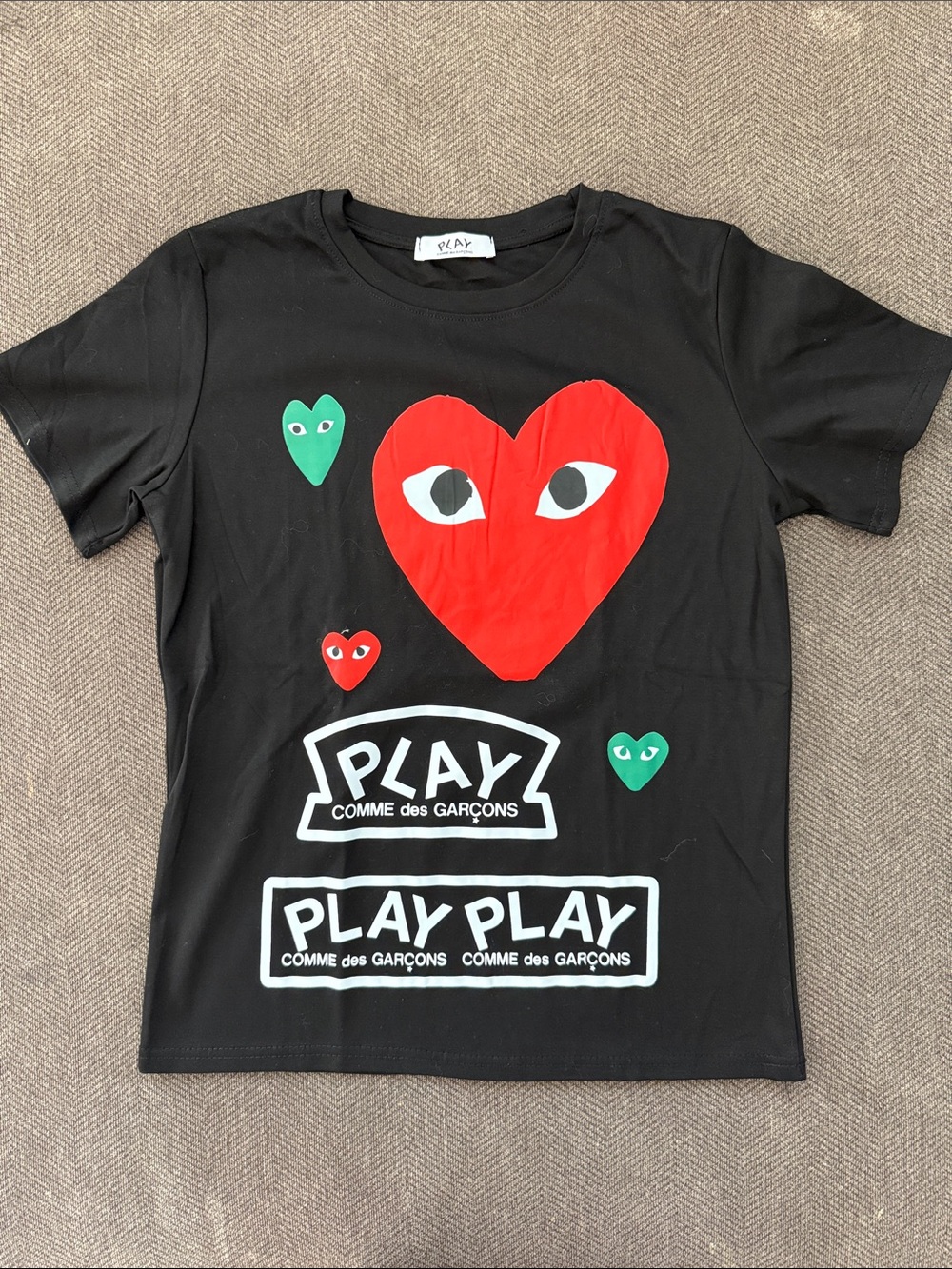 Black Heart Graphic Short Sleeve Tee